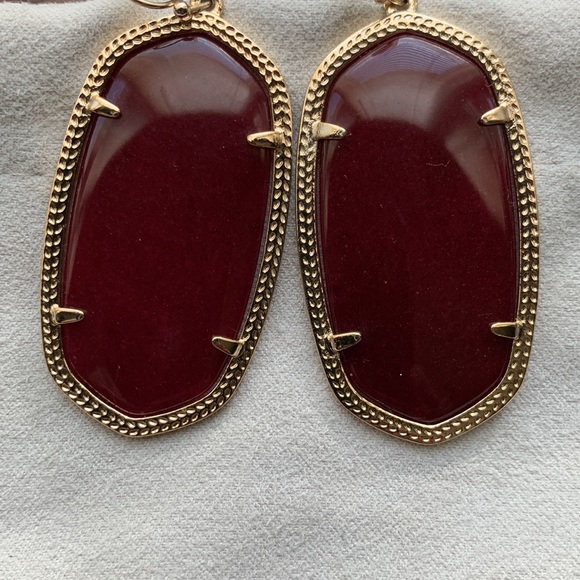 Kendra Scott Earrings - Picture 2 of 3